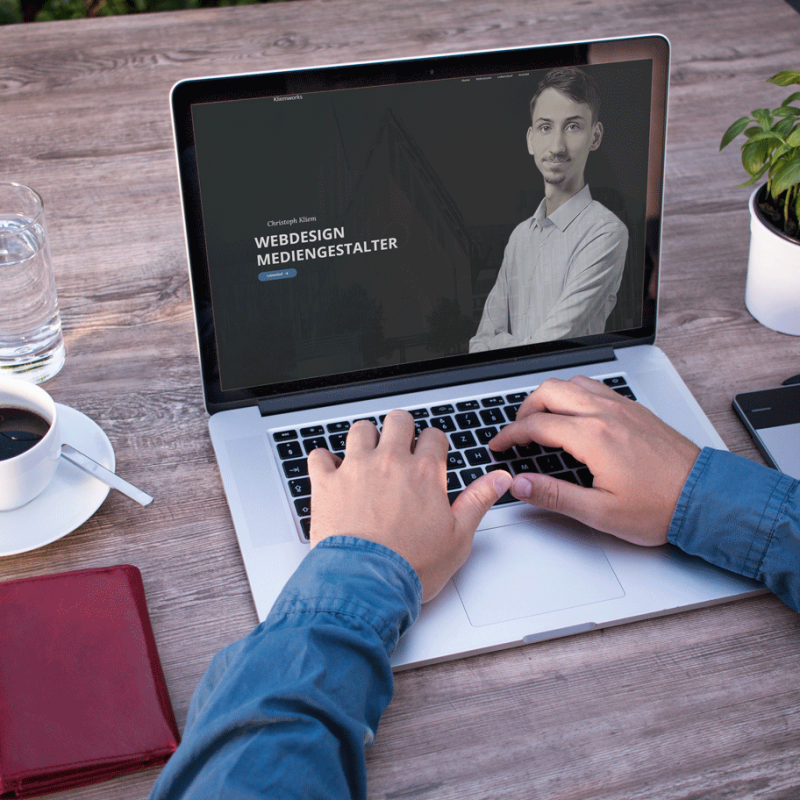 Laptop Mockup